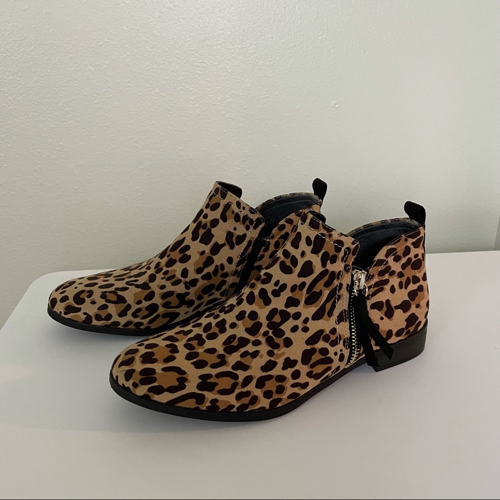 Dr. Scholl’s Foam Comfort Brown Cheetah booties